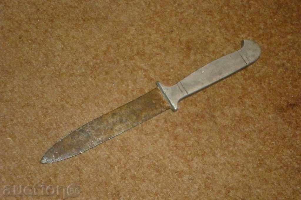 Ancient squeegee blade, dagger, dagger, cane, saber with price 22.00 BGN | € 11.25 Ancient squeegee blade, dagger, dagger, cane, saber with price 22.00 BGN | € 11.25