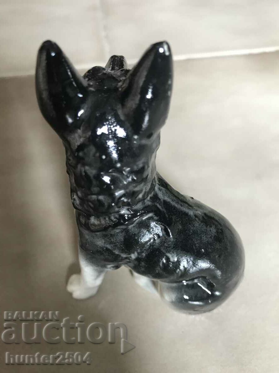 Statuette Faithful friend-11 cm with price 29.95 BGN | € 15.31 Statuette Faithful friend-11 cm with price 29.95 BGN | € 15.31
