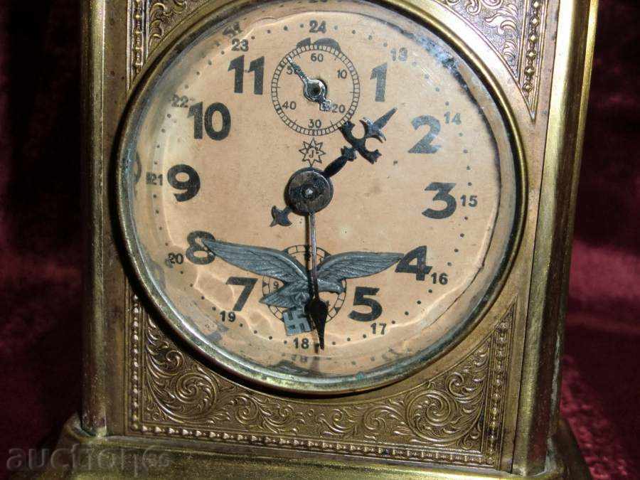 Auction  JUNGHANS-JOKER / LATERAL / BUILDING