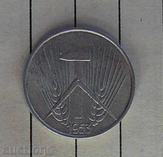 1 pair 1953 A GDR with price 2.00 BGN | € 1.02 1 pair 1953 A GDR with price 2.00 BGN | € 1.02