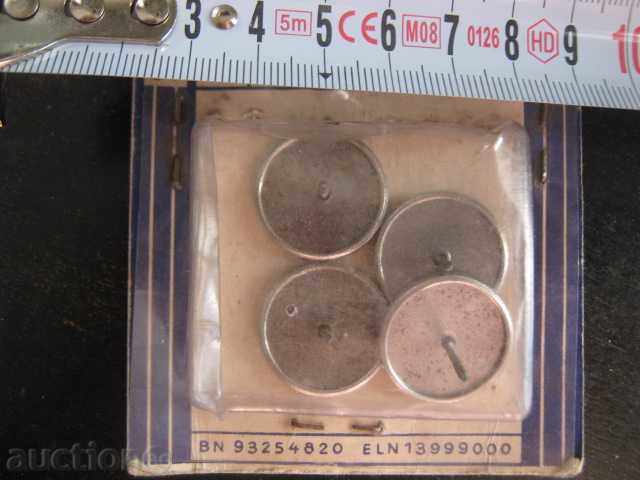 Καμπαρέ με τα μεγάλα κεφάλια της Γερμανίας με τιμή 2.50 BGN | € 1.28 Καμπαρέ με τα μεγάλα κεφάλια της Γερμανίας με τιμή 2.50 BGN | € 1.28