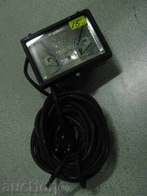 Lighting unit with 8 m power cord