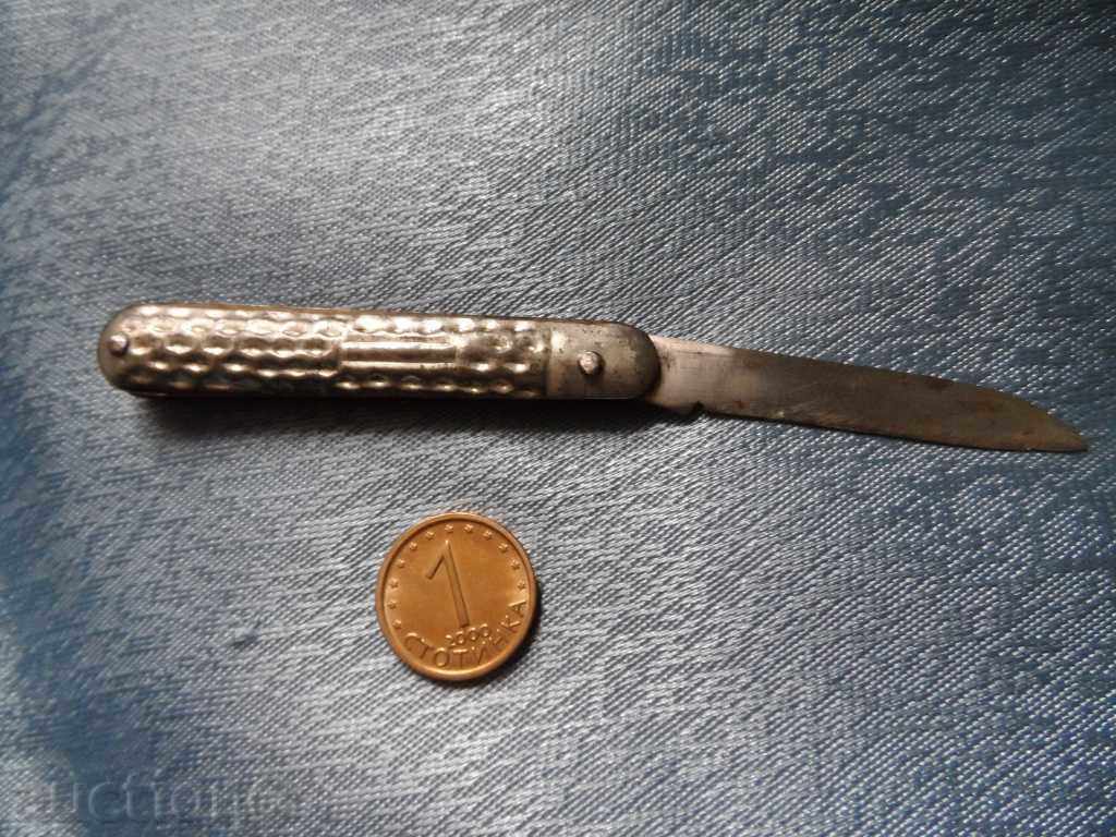 Auction  old knife