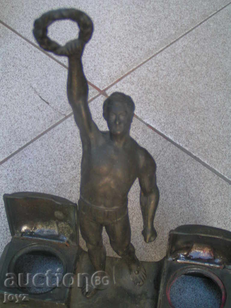 Ancient metal ink with an Olympian 30s - 5 Ancient metal ink with an Olympian 30s - 5