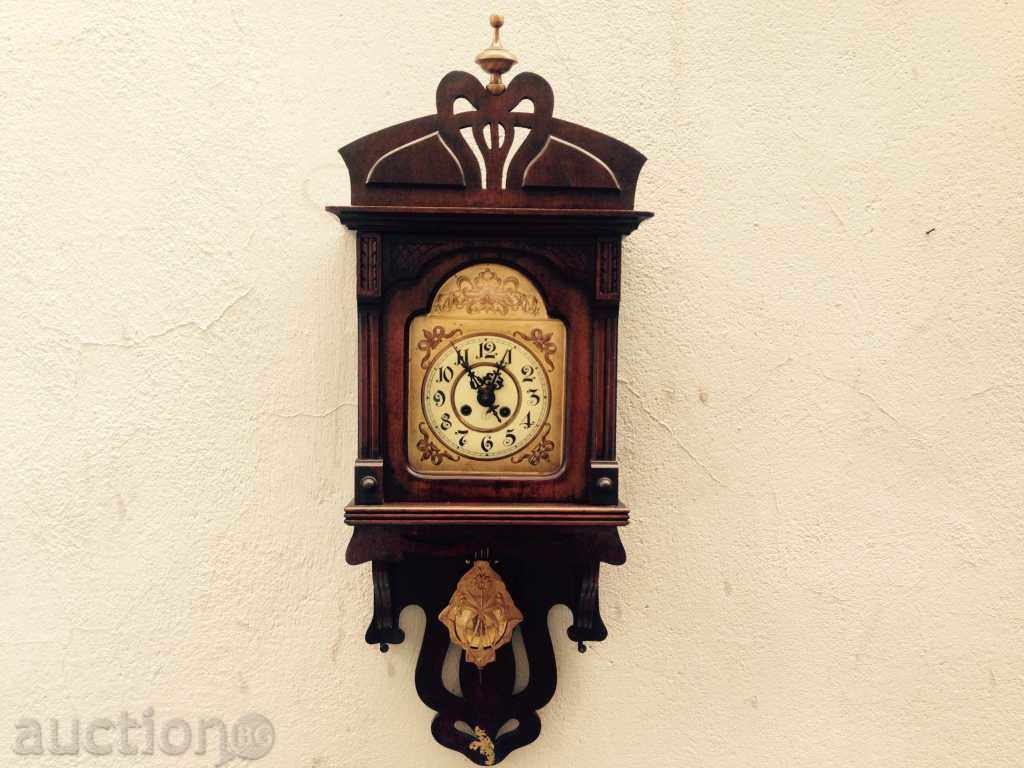 Ceasul de perete Friedrich Mauthe de la sfârșitul secolului al XIX-lea și începutul secolului al XX-lea