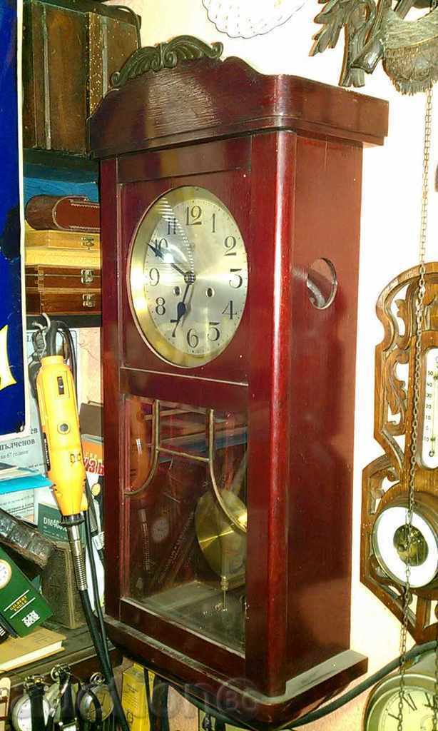 Auction WALL-WATCH ENGLISH-30 th / 80x30cm / CRYSTAL GLASS / Auction WALL-WATCH ENGLISH-30 th / 80x30cm / CRYSTAL GLASS /