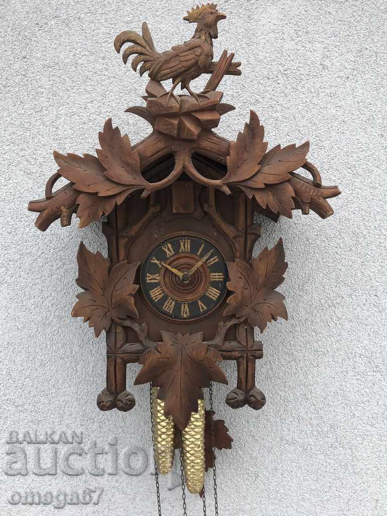 Wall clock with Black Forest cuckoo from 1900 - 6 Wall clock with Black Forest cuckoo from 1900 - 6