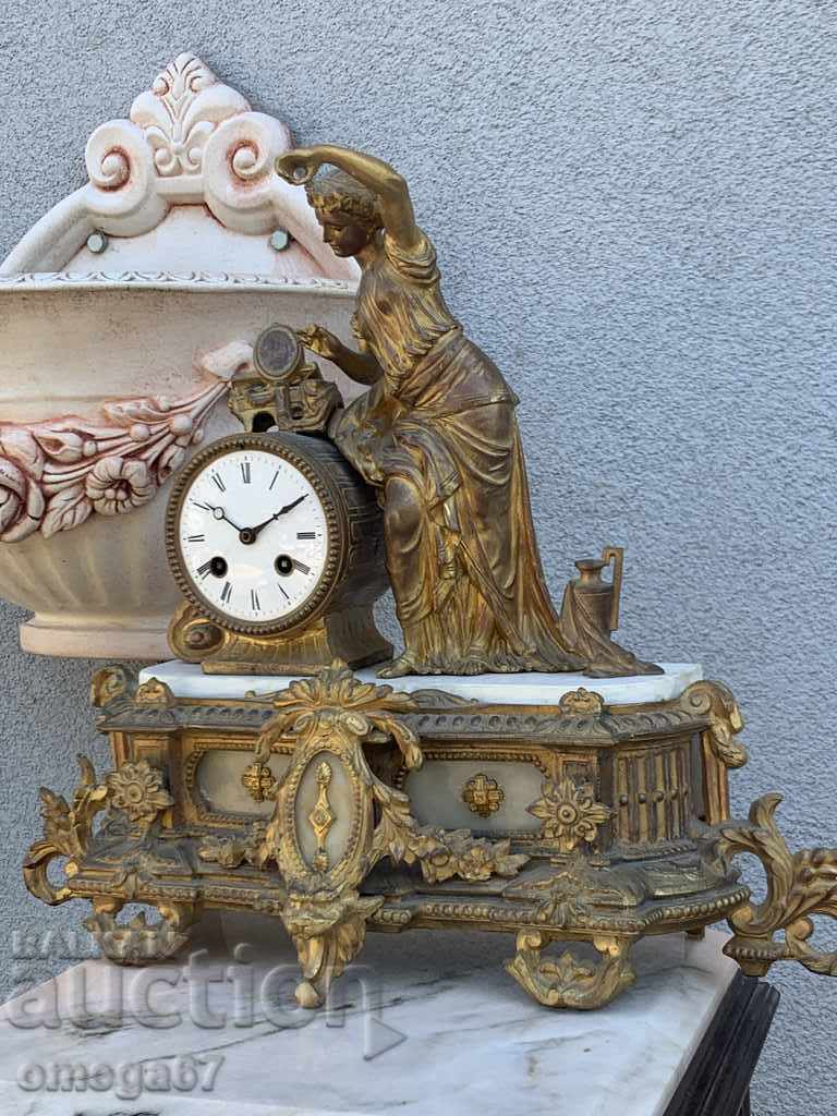 Παράδοση Ρολόι τζακιού από τα τέλη του 19ου αιώνα