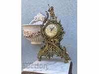 Ρολογι καμινάδας σε στυλ ΡΟΚΟΚΟ!