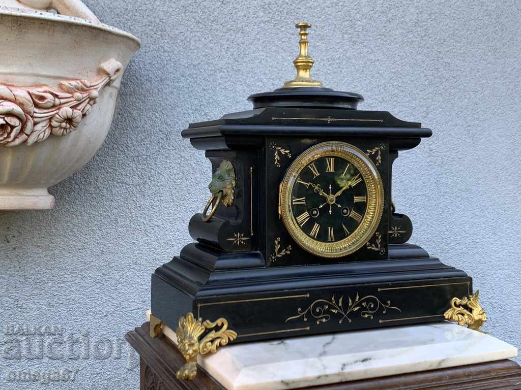 Auction  Fireplace clock made of black onyx and bronze with gilding!