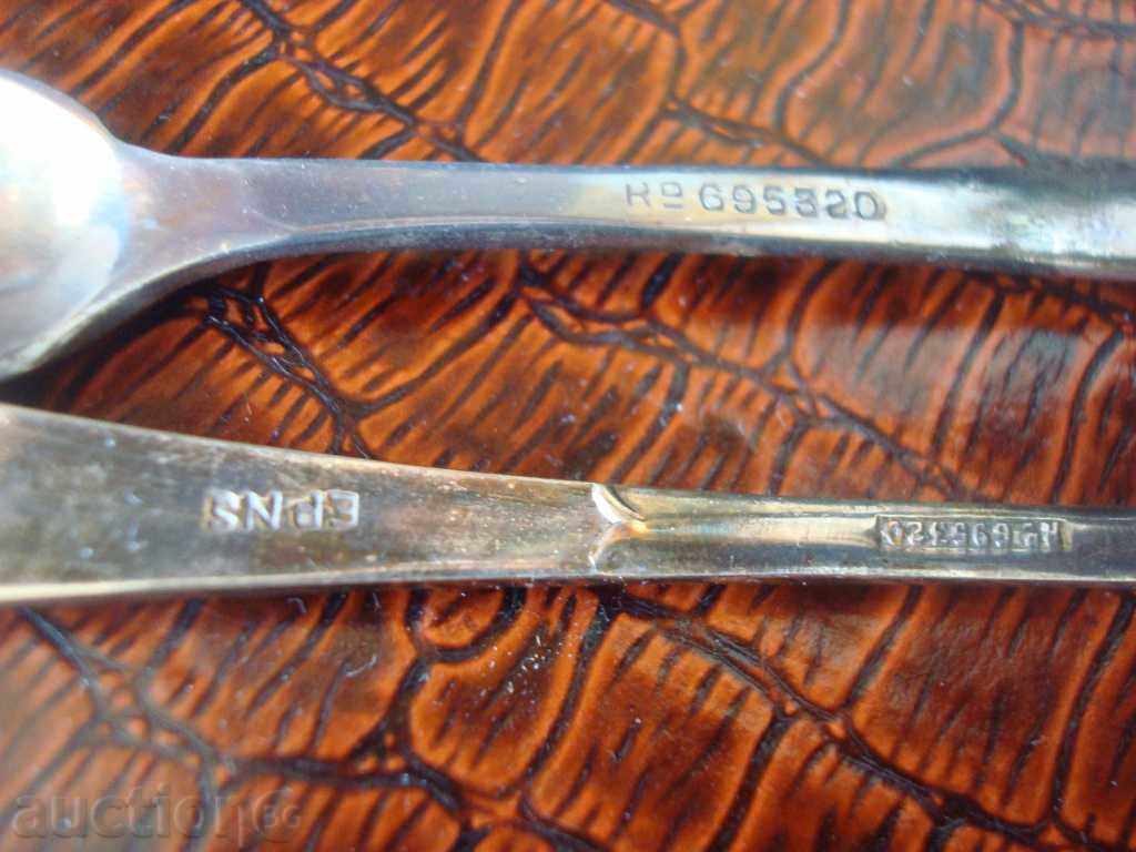 Spoons + pinch, coffee tea, size 110 mm old England. with price 79.95 BGN | € 40.88 Spoons + pinch, coffee tea, size 110 mm old England. with price 79.95 BGN | € 40.88