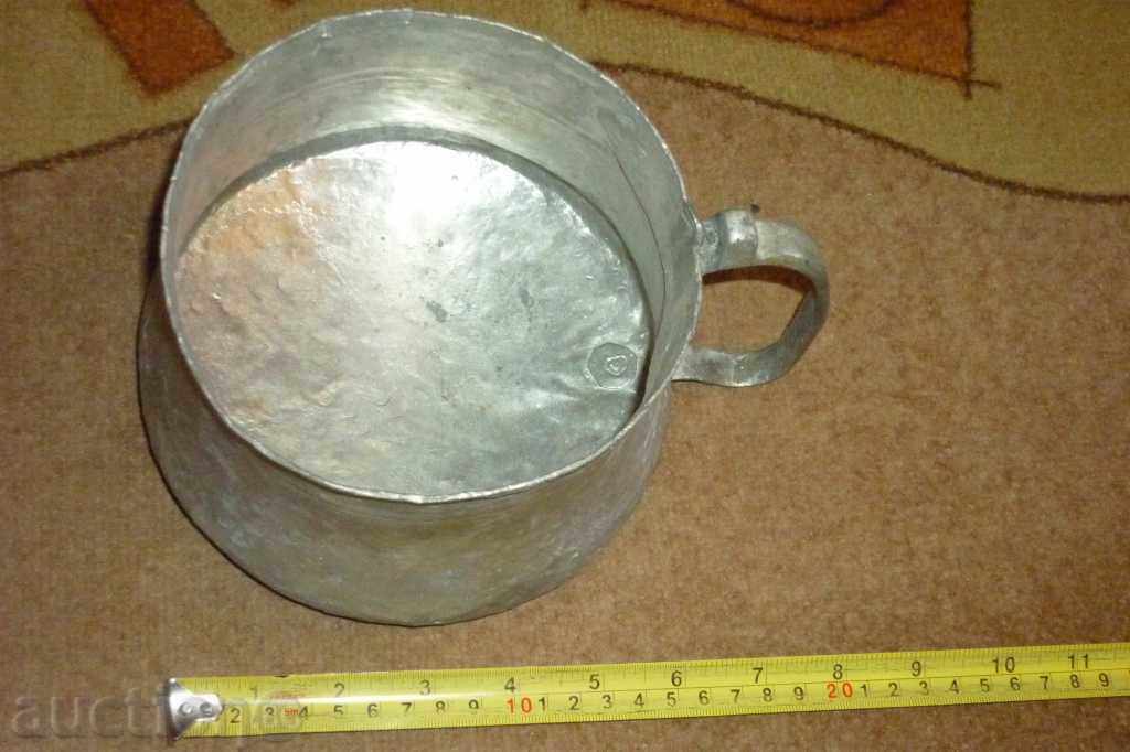 Auction Old tinned kettle, pit, copper, kettle, blue, kettle Auction Old tinned kettle, pit, copper, kettle, blue, kettle