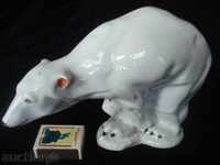 Fine, white Porcelain, Large white BEAR h/w 160x230 mm.