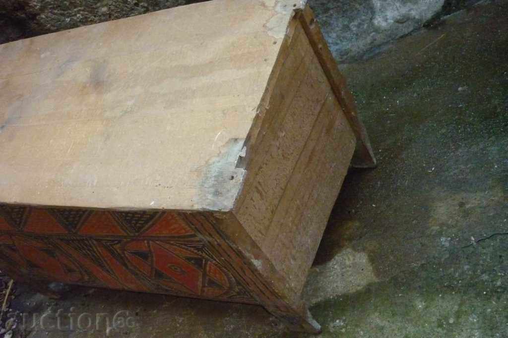 Renaissance painted chest, chest, chaise, chest of drawers - 5 Renaissance painted chest, chest, chaise, chest of drawers - 5