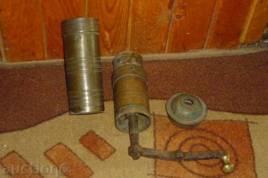 Delivery of Old Ottoman spice mill, mill Delivery of Old Ottoman spice mill, mill