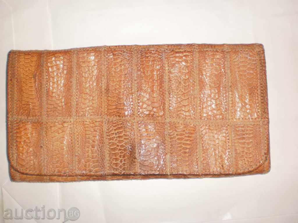 Lady's bag of chicken legs with price 25.00 BGN | € 12.78 Lady's bag of chicken legs with price 25.00 BGN | € 12.78