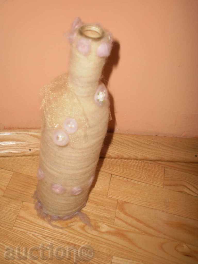 Auction Set of hand-decorated bottles Auction Set of hand-decorated bottles