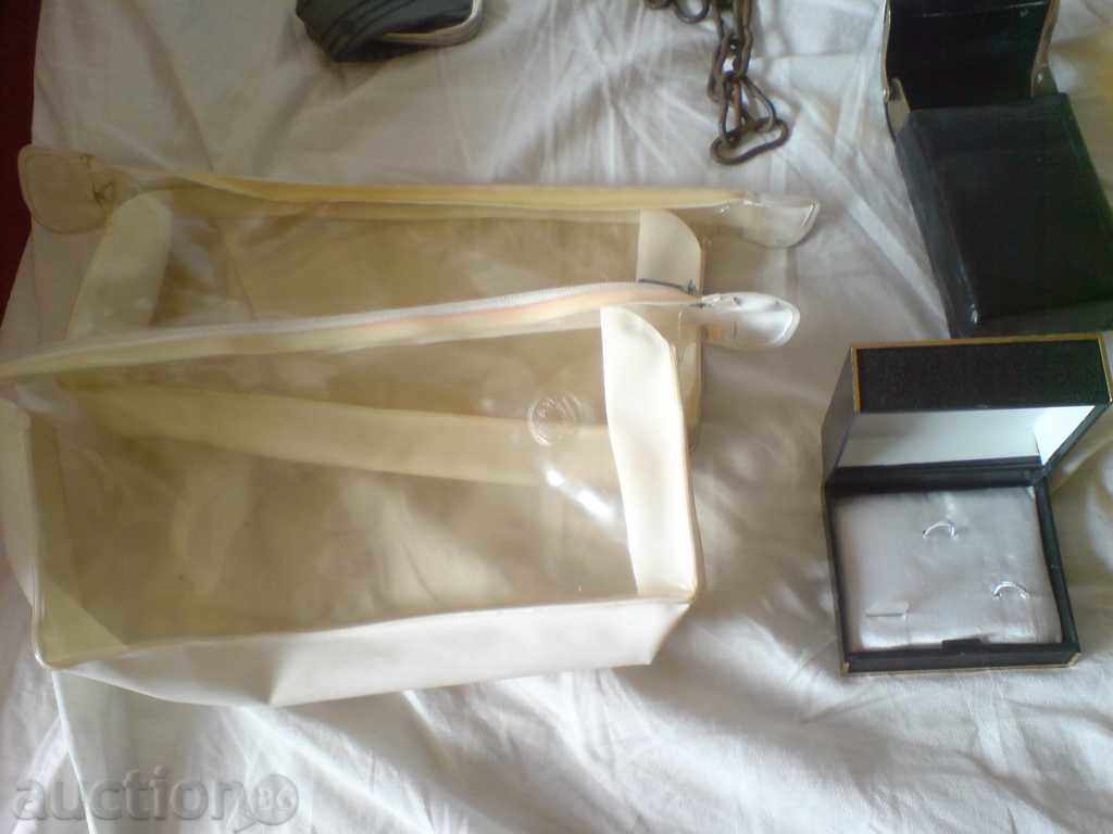 Delivery of a lot of things Delivery of a lot of things