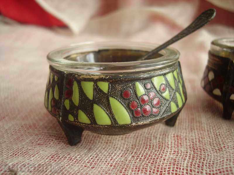 I sell Russian spice dishes with price 55.00 BGN | € 28.12 I sell Russian spice dishes with price 55.00 BGN | € 28.12