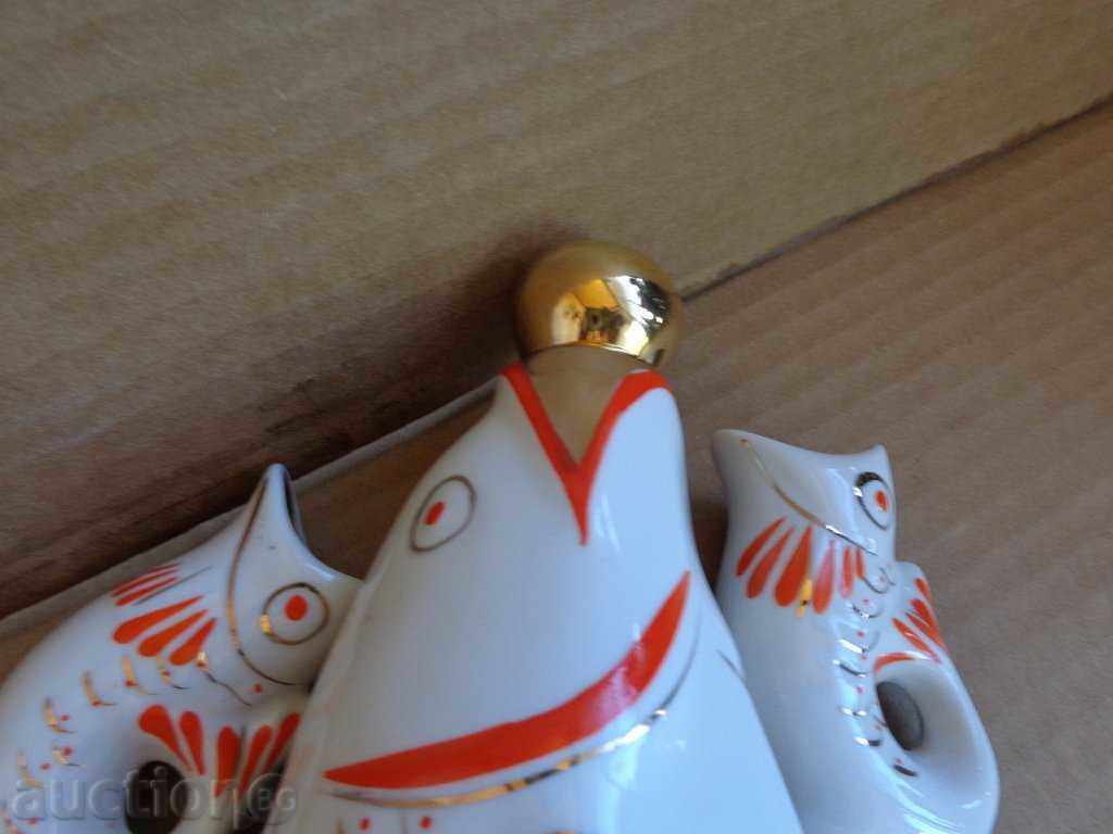 Παράδοση Παλιά σοβιετική πορσελάνη, υπηρεσία, βραστήρα, κύπελλα Παράδοση Παλιά σοβιετική πορσελάνη, υπηρεσία, βραστήρα, κύπελλα