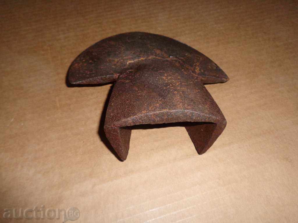 Auction Old forged plow, plow, lemish Auction Old forged plow, plow, lemish