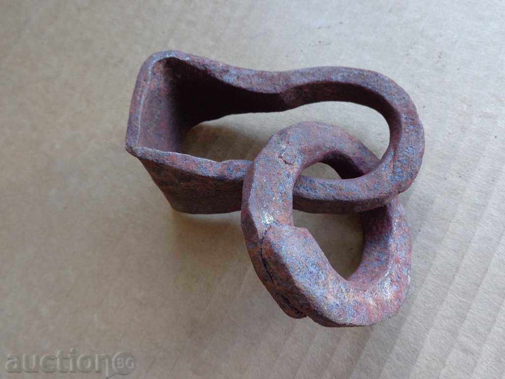 Wrought iron with over 100 years of history with price 15.00 BGN | € 7.67 Wrought iron with over 100 years of history with price 15.00 BGN | € 7.67