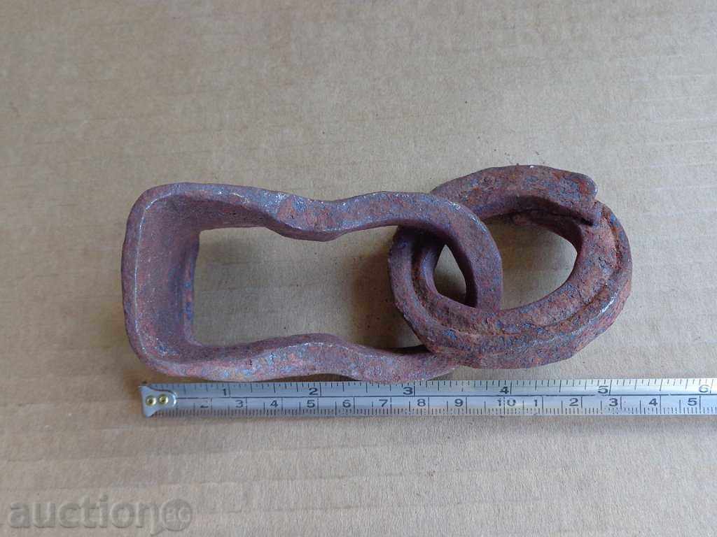 Auction Wrought iron with over 100 years of history Auction Wrought iron with over 100 years of history