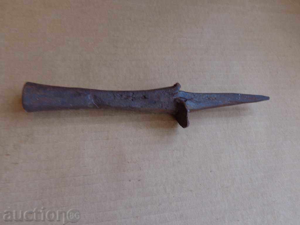 A primitive anvil for hair peeling with price 25.00 BGN | € 12.78 A primitive anvil for hair peeling with price 25.00 BGN | € 12.78