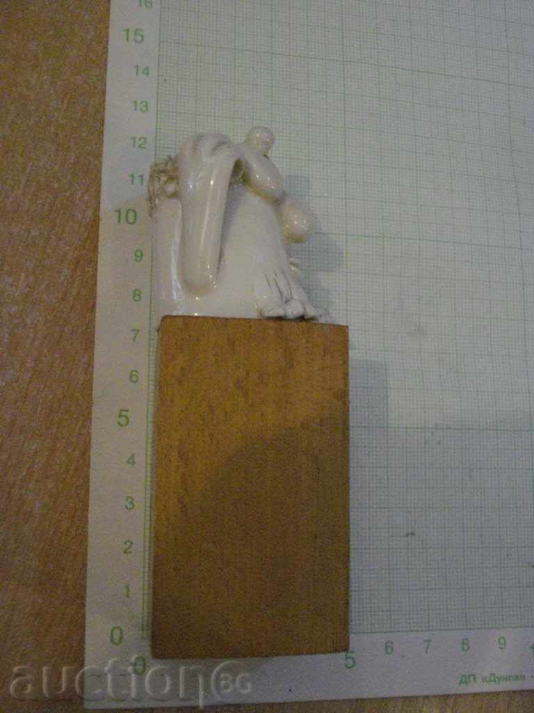 Porcelain figure of a wooden pedestal with price 10.00 BGN | € 5.11 Porcelain figure of a wooden pedestal with price 10.00 BGN | € 5.11