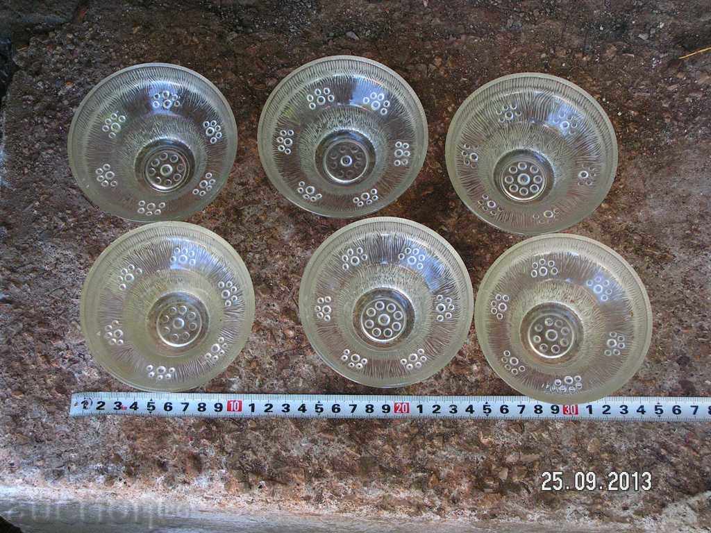 988. STAR SERVICE NIPPES OR GREENHOUSE GLASS with price 12.00 BGN | € 6.14