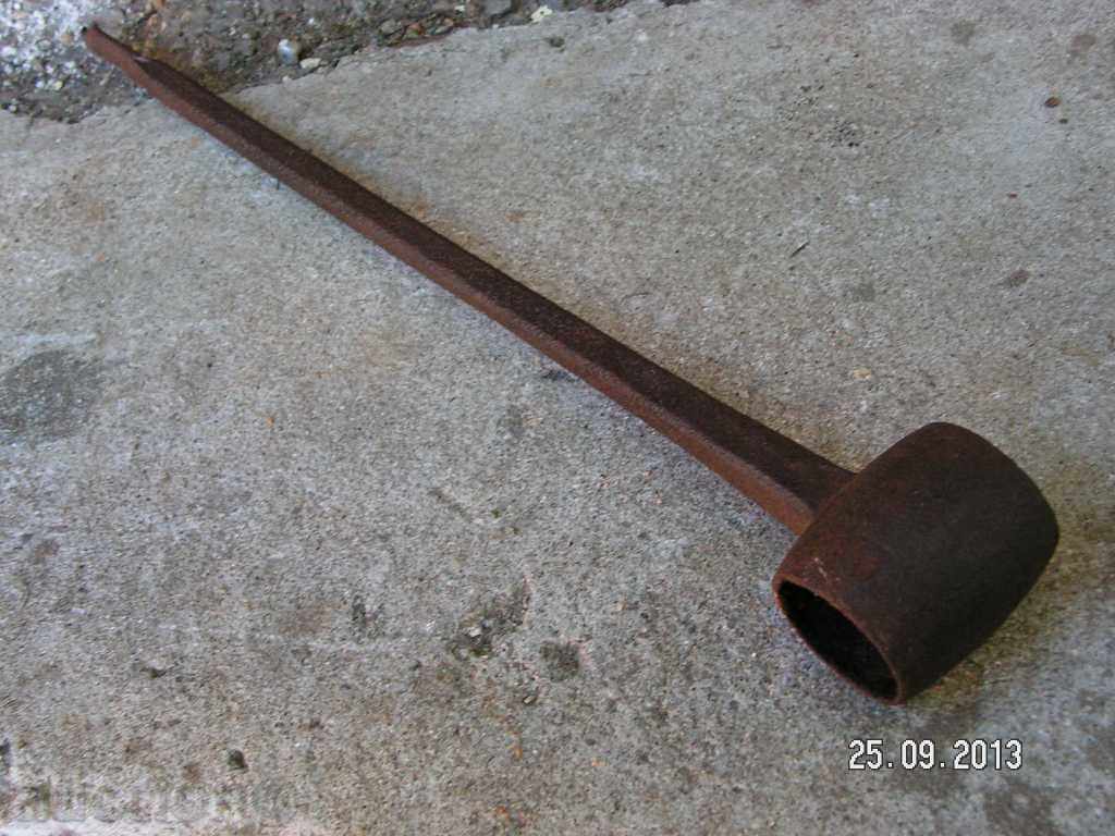 Auction 996. CROWN OF WOOD TREATMENT Auction 996. CROWN OF WOOD TREATMENT