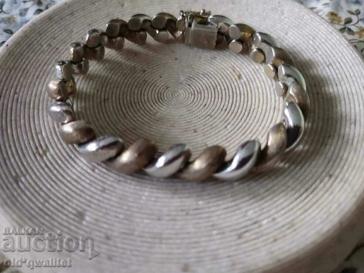 Bratara din argint, ARGINT 925, eleganta cu preț 297.00 BGN | € 151.85