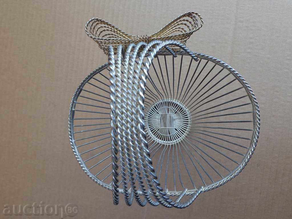 Delivery of Souvenir knit basket, basket, candy bar Delivery of Souvenir knit basket, basket, candy bar