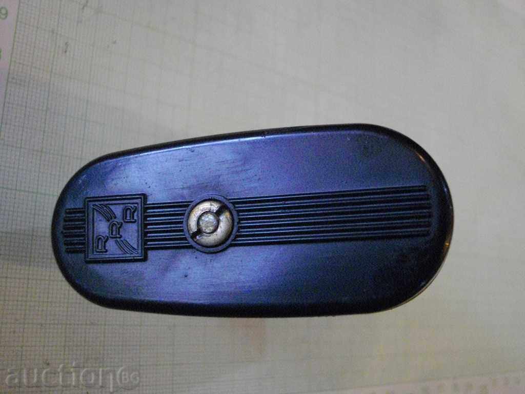 Charger for 9 v. Cylindrical battery - 5 Charger for 9 v. Cylindrical battery - 5