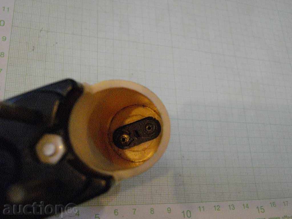 Charger for 9 v. Cylindrical battery - 7 Charger for 9 v. Cylindrical battery - 7