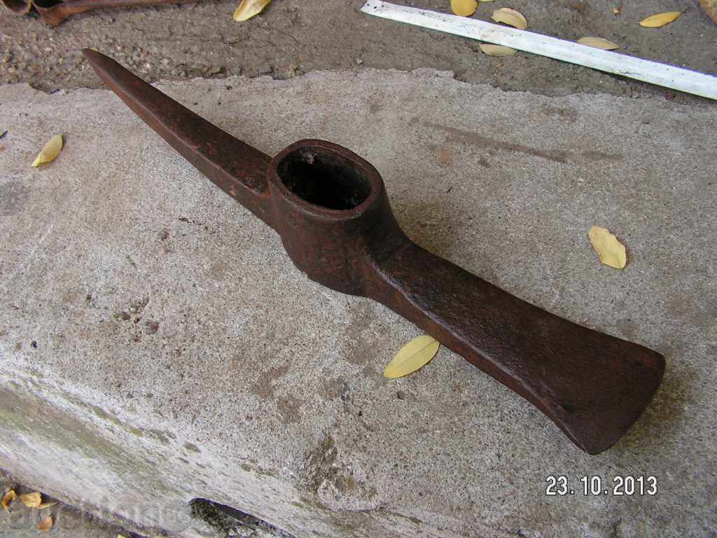 1190. STARA YKA KIRKA TARNOPOP with price 9.00 BGN | € 4.60 1190. STARA YKA KIRKA TARNOPOP with price 9.00 BGN | € 4.60