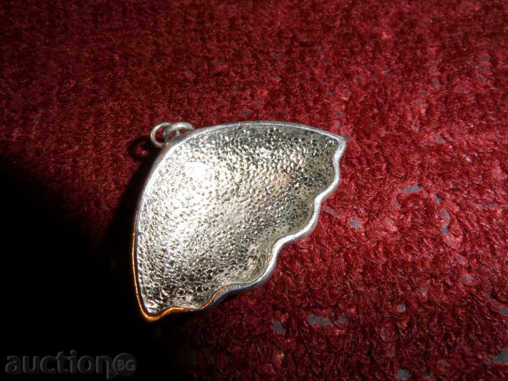 scoică pandantiv cu preț 26.99 BGN | € 13.80 scoică pandantiv cu preț 26.99 BGN | € 13.80