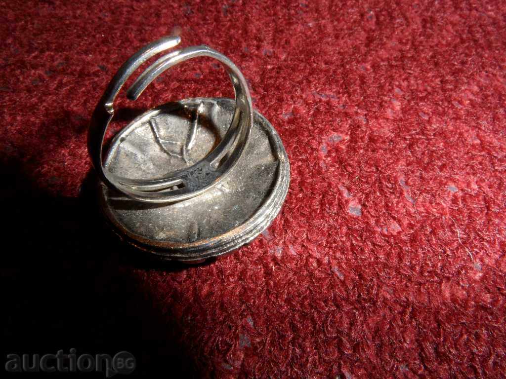 Auction RING, spectacular Auction RING, spectacular