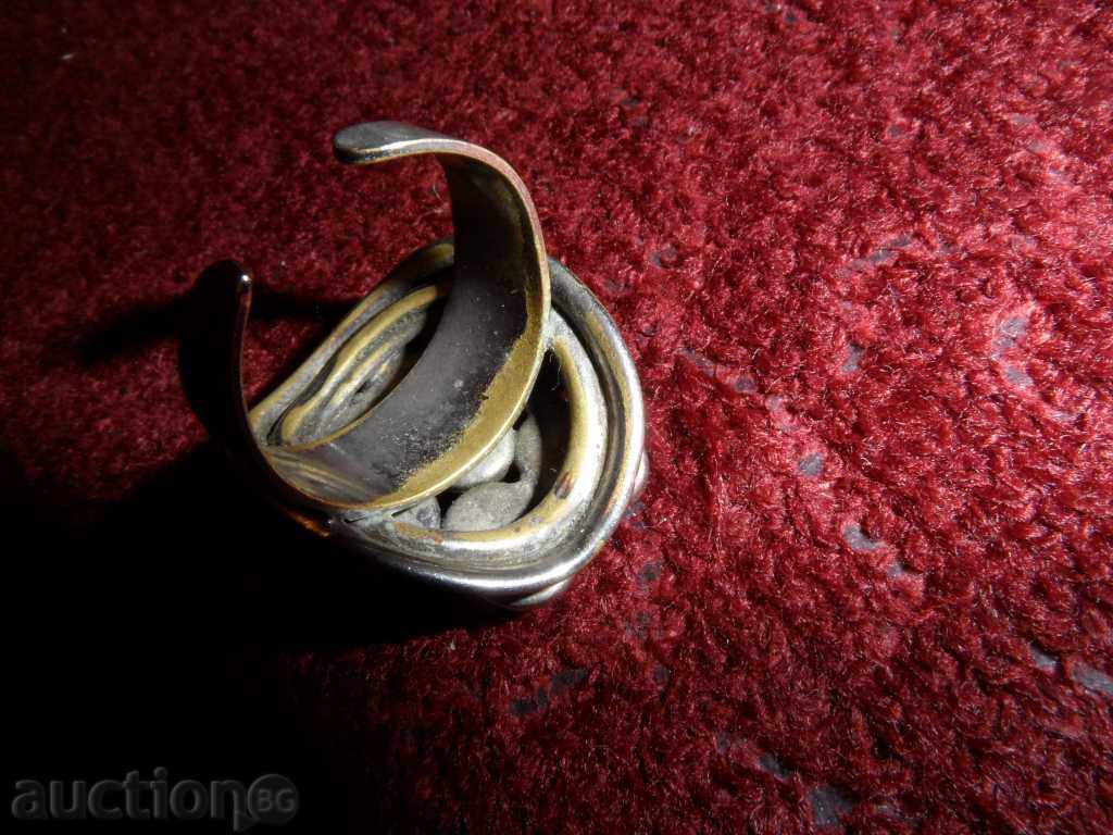 Auction RING, spectacular with amber Auction RING, spectacular with amber