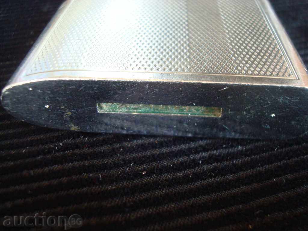 Lighter old gasoline lighter, metal BENTLEY, 'RADEX'. with price 14.95 BGN | € 7.64 Lighter old gasoline lighter, metal BENTLEY, 'RADEX'. with price 14.95 BGN | € 7.64