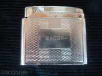 Lighter old gasoline lighter, metal BENTLEY, 'RADEX'.