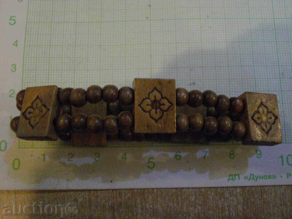 Auction Chain of wooden details Auction Chain of wooden details