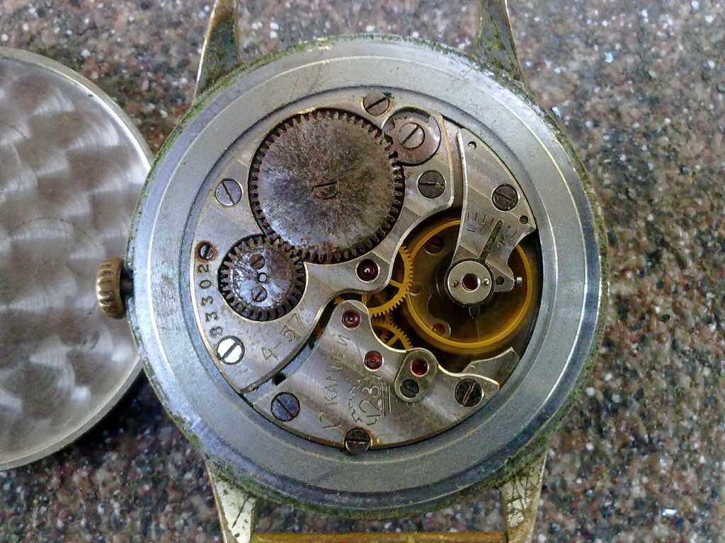 RACK with price 9.00 BGN | € 4.60 RACK with price 9.00 BGN | € 4.60