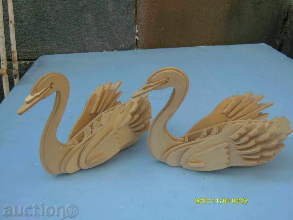 Доставка на Фигури дървени-лебеди Доставка на Фигури дървени-лебеди