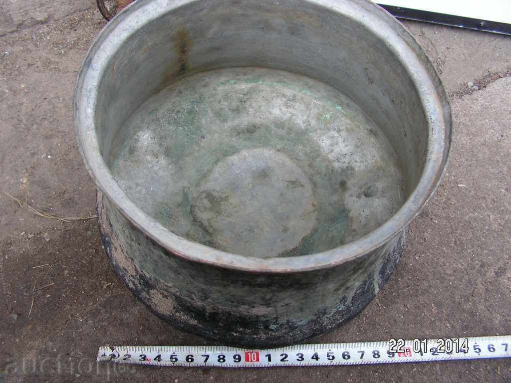 1947. WINE BAKER COURT MED KALAIDISAN with price 25.00 BGN | € 12.78 1947. WINE BAKER COURT MED KALAIDISAN with price 25.00 BGN | € 12.78