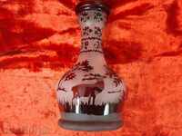 Vaza de sticla narghilea, din bicolor cu gravura-desen