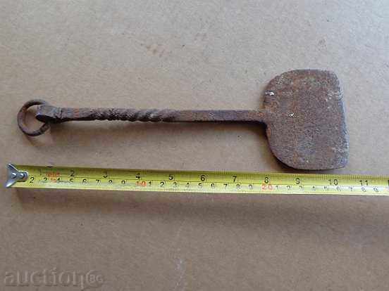 Delivery of Old forged scabbard, hoe, gingerbread, gingerbread Delivery of Old forged scabbard, hoe, gingerbread, gingerbread