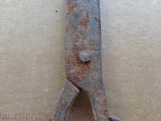 Auction Old hand forged scissors, wrought iron Auction Old hand forged scissors, wrought iron