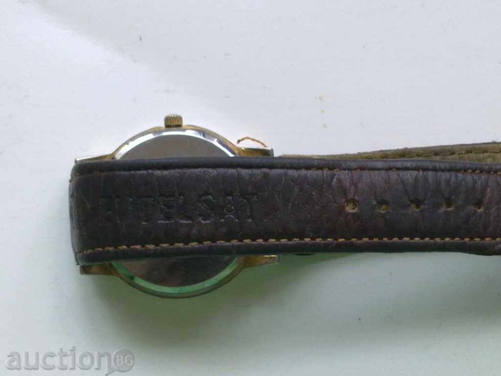 Auction Clock Athletic - almost new Auction Clock Athletic - almost new