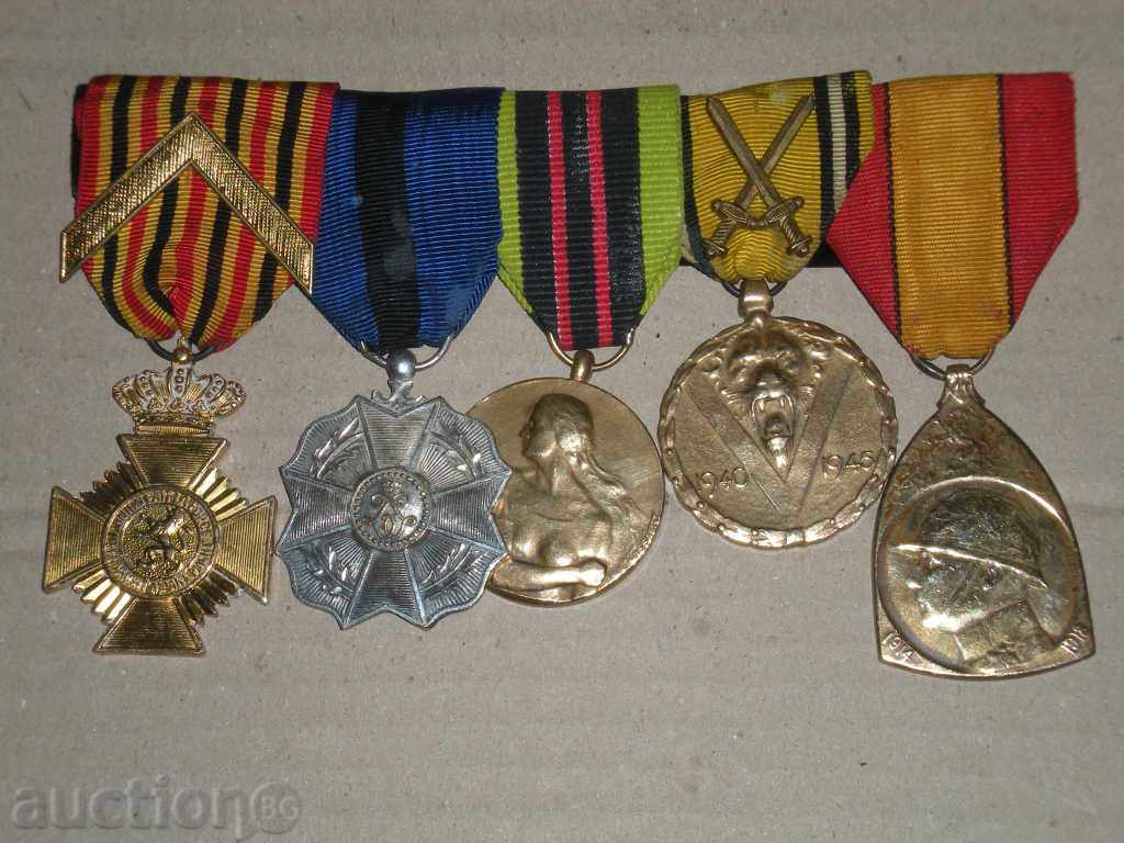 Продавам колодка от пет Белгийски ордена и медала ПСВ и ВСВ.